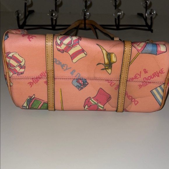 Dooney & Bourke Pink Beach Print Shoulder Bag | Summer Resort Purse - Picture 4 of 5